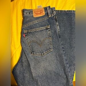 Levi's Classic Blue Straight Leg Jeans Timeless Style